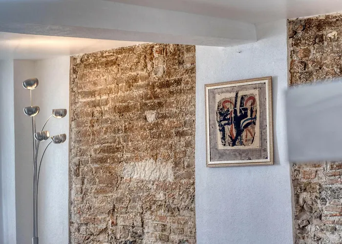 Le Brocherie - Place Aux Herbes - Quai De * גרנובל