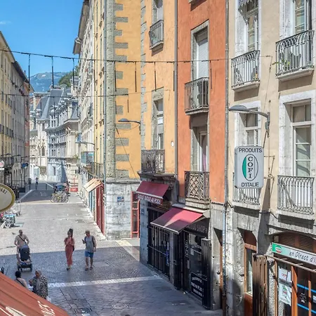 Lägenhet Le Brocherie - Place Aux Herbes - Quai De Grenoble