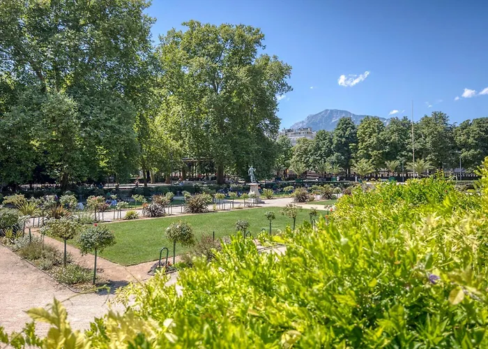 Le Brocherie - Place Aux Herbes - Quai De *